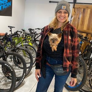 Meet your Posher, Amber